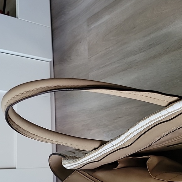 COACH Bleecker Riley Embossed Weave Leather Satchel/Shoulder/Crossbody Tote Bag - Picture 9 of 10